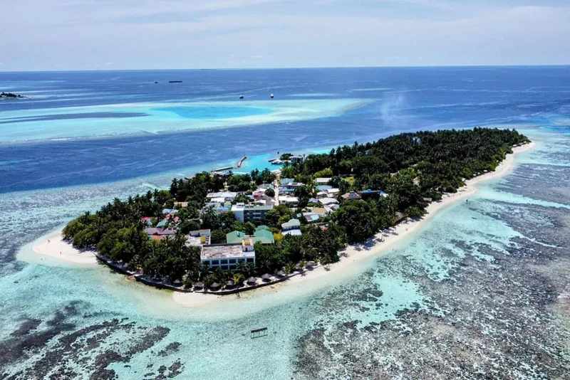Thinadhoo Island