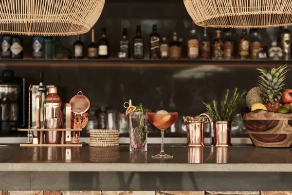 Veli Bar