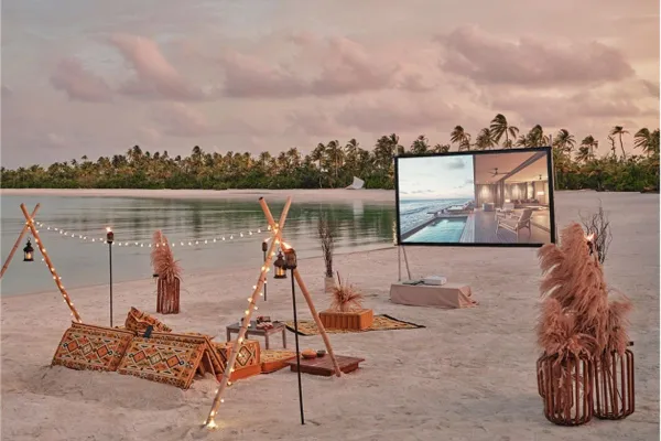 Private Cinema