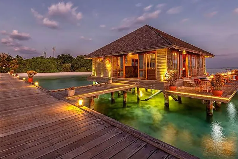 Komandoo Maldives Island
