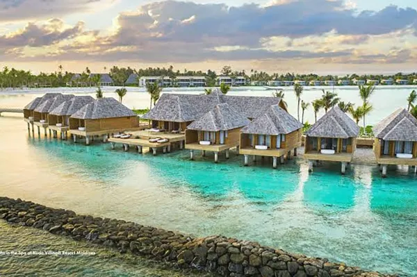  Kuda Villingili Resort Maldives