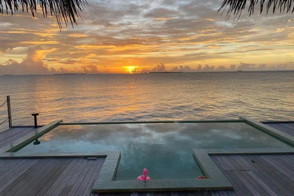 King Villa Sunset View Overwater with Private Pool 