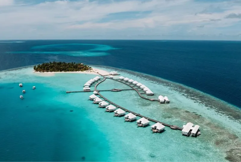 Diamonds Athuruga Maldives