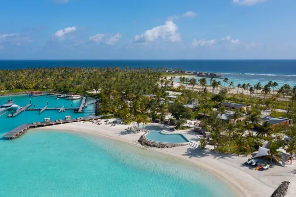 The Ritz-Carlton Maldives, Fari Islands