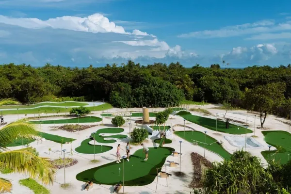Mini-Golf Course
