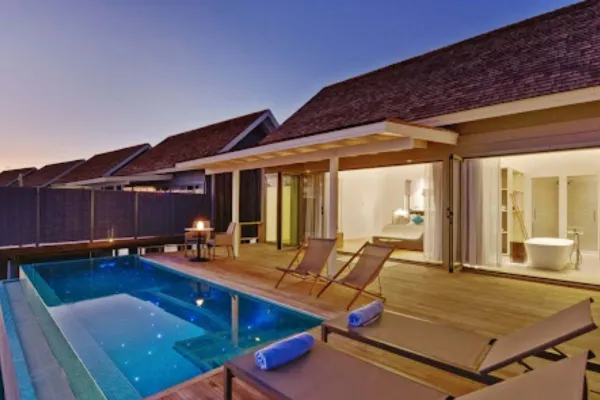 Thundi Water Villa with Pool