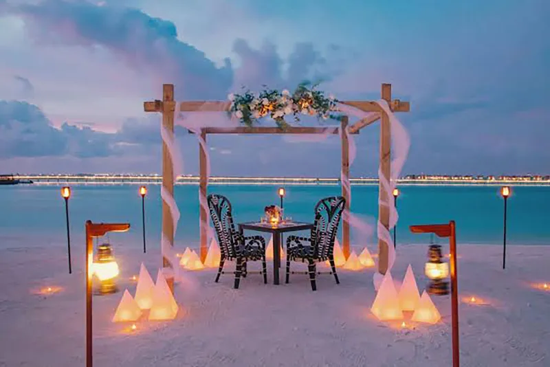 Private Beach Dining Experience