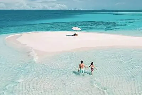 Sandbank Escape & Private Picnic