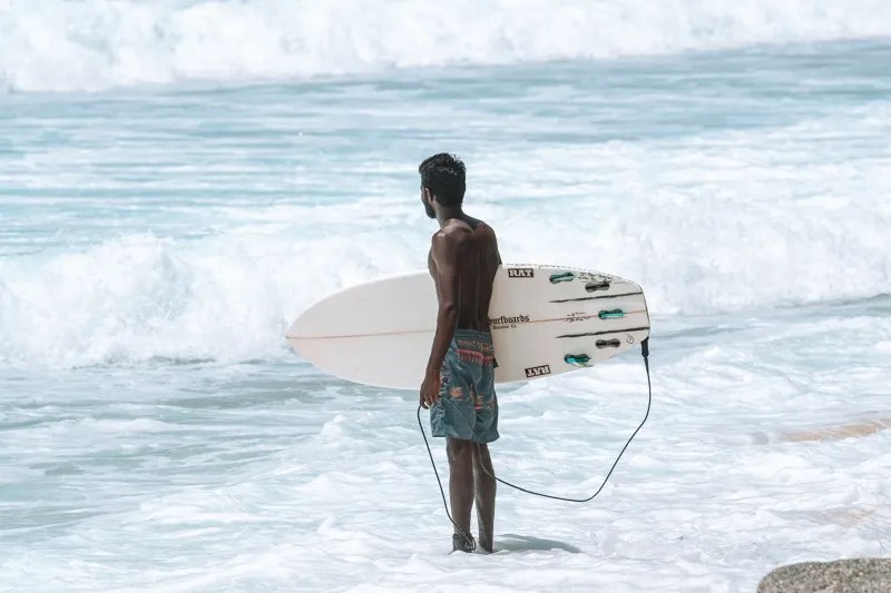 Surfing in Fuvahmulah