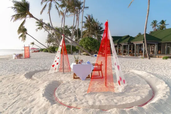Beach Set Dinner