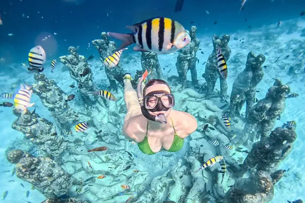 Discovery Snorkeling Trip with Gopro photography