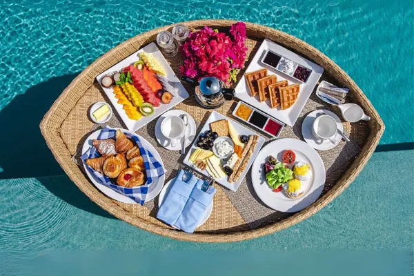 Floating Breakfast