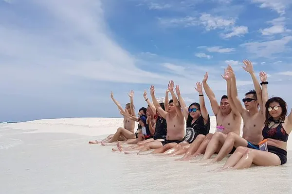 Local Island / Picnic Island / Sandbank Tours
