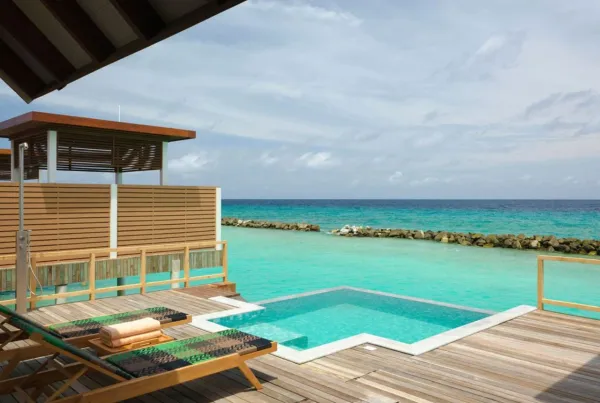 Semi-Ocean Pool Villa