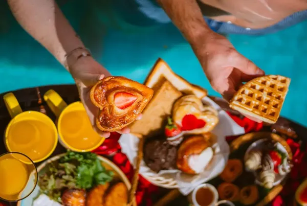 Signature Dining Experiences