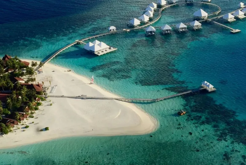 Diamonds Thudufushi Maldives