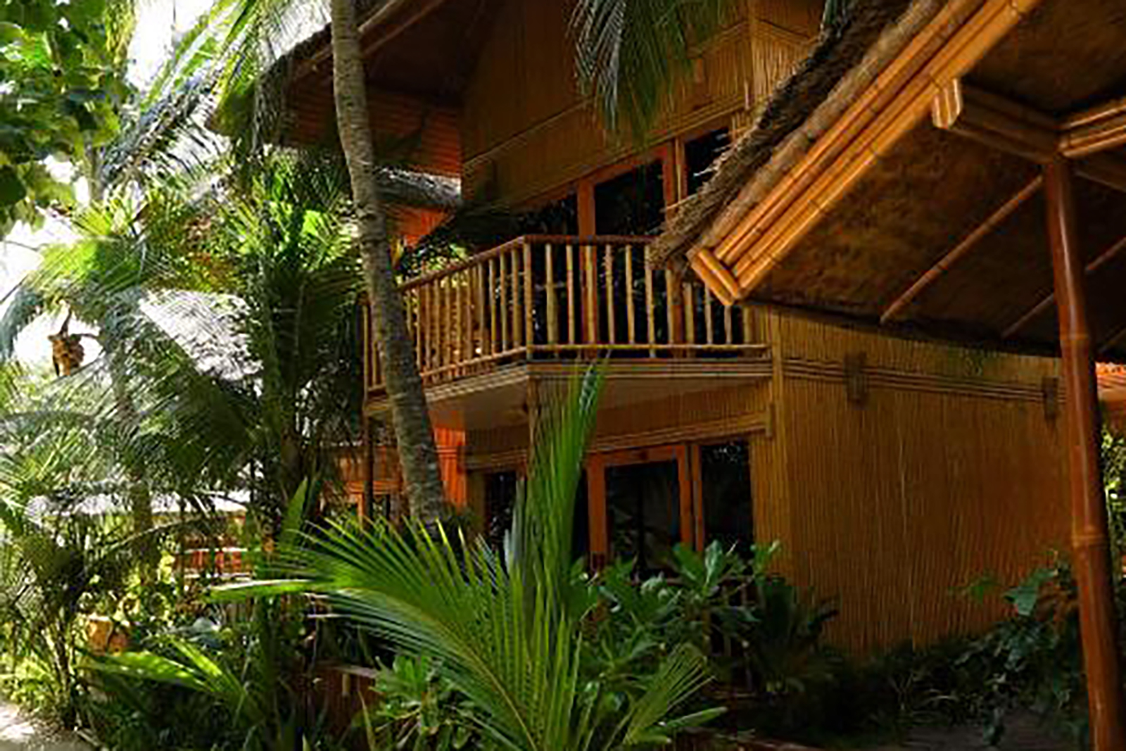 Ecoboo Maldives, V. Thinadhoo