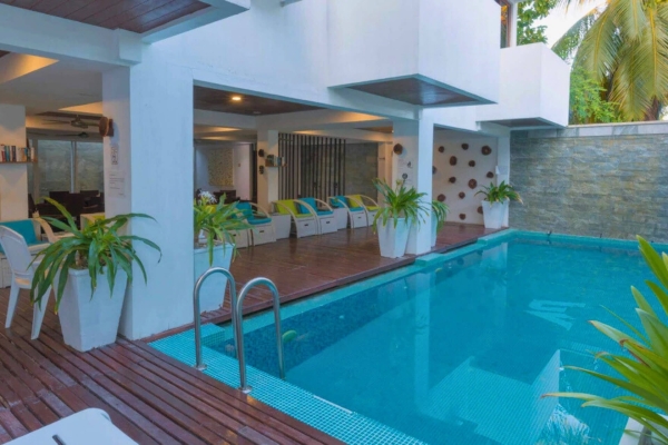 Swimming Pool  - Aquzz Hotel & Spa