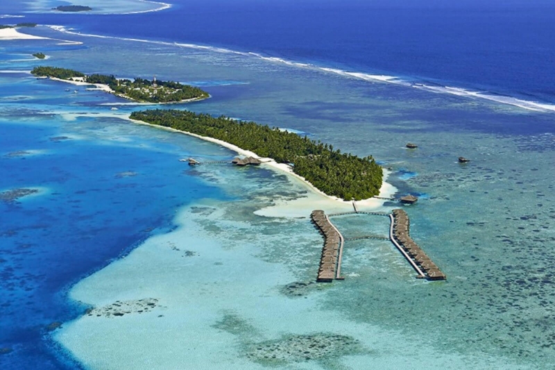 Medhufushi Island Resort Aerial Shot