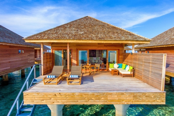 5.8 Undersea Restaurant - Hurawalhi Island Resort