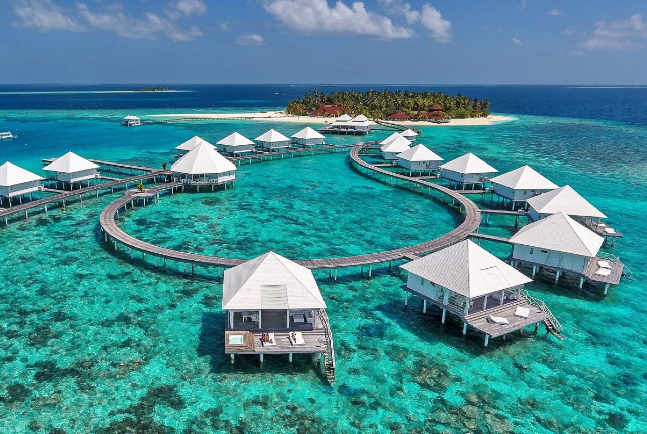 Diamonds Thudufushi Maldives