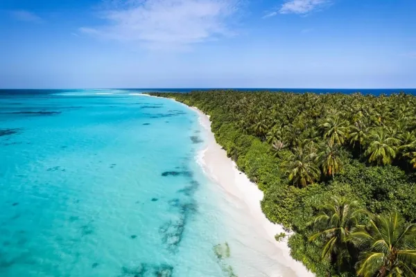 Fulhadhoo Beach