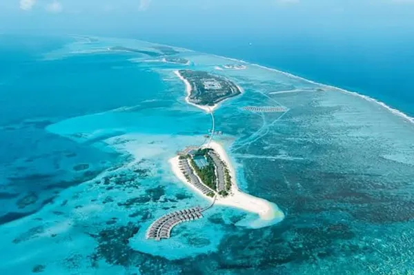 Two Islands, One Adventure 